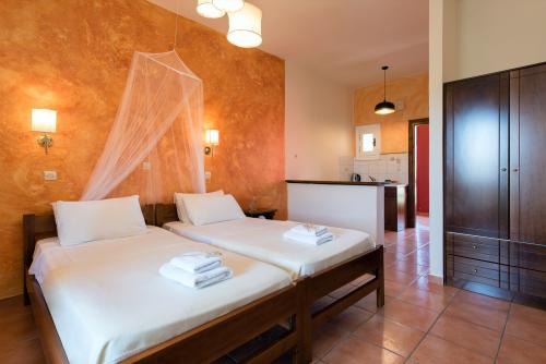 arillasapartmentssmallforbooking-4489