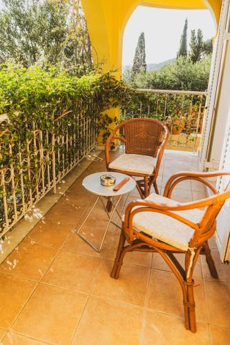 green-corfu-villa-kavadades-sony-laszlo-kun-009