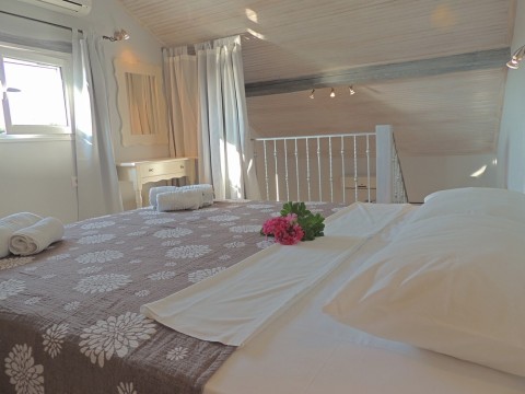 Athina Apts - Apartment Toki